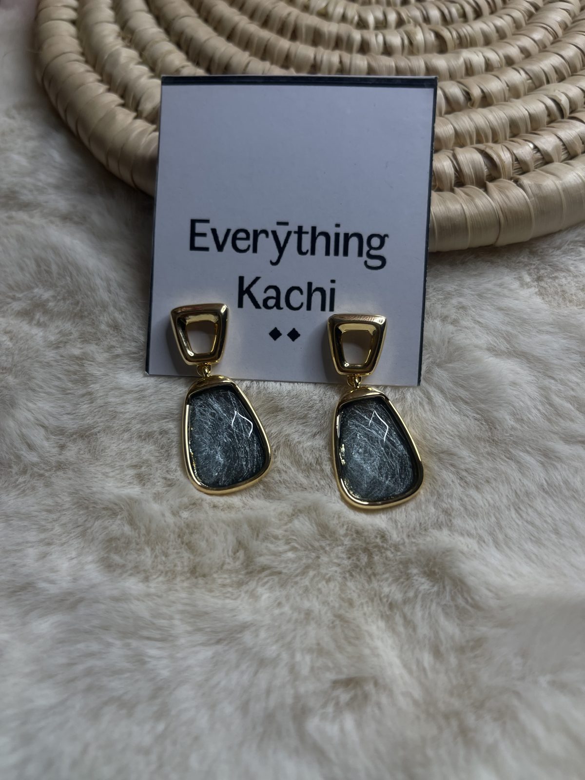 Retro Drop Earring