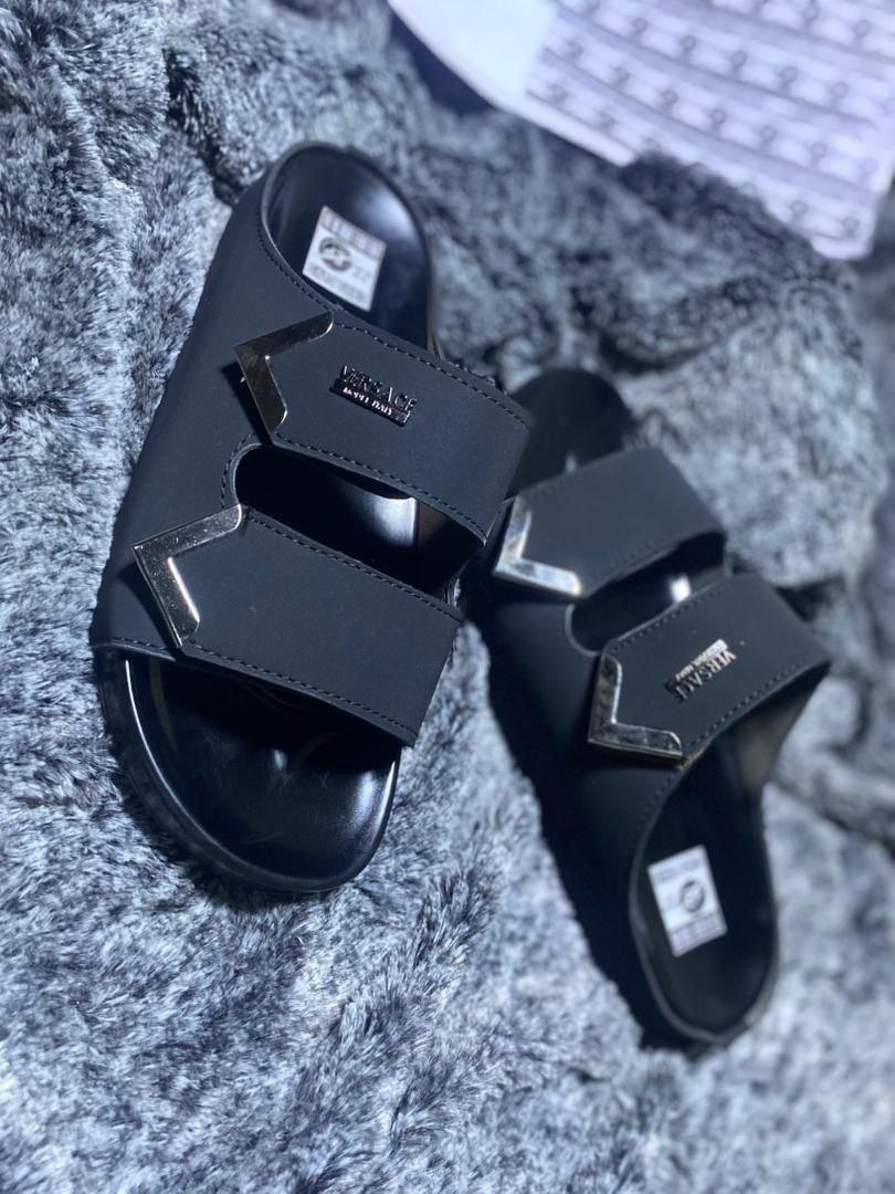 Premium quality fashion footwear