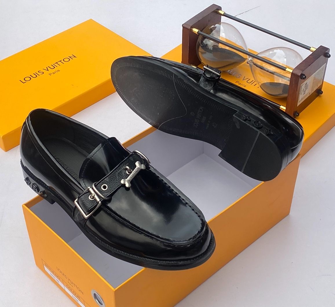 Louis Vuitton luxury shoes