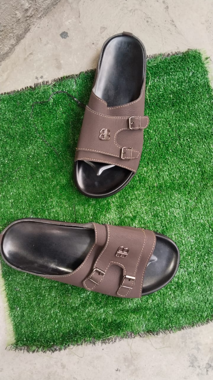Premium quality fashion footwear