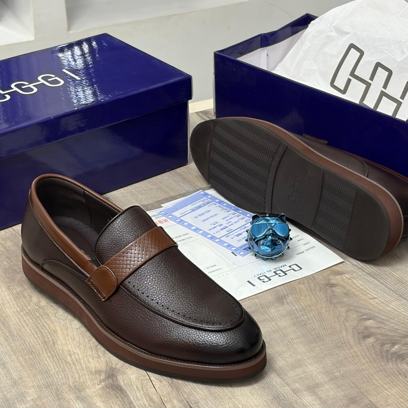 CGGI BOLD SHOE