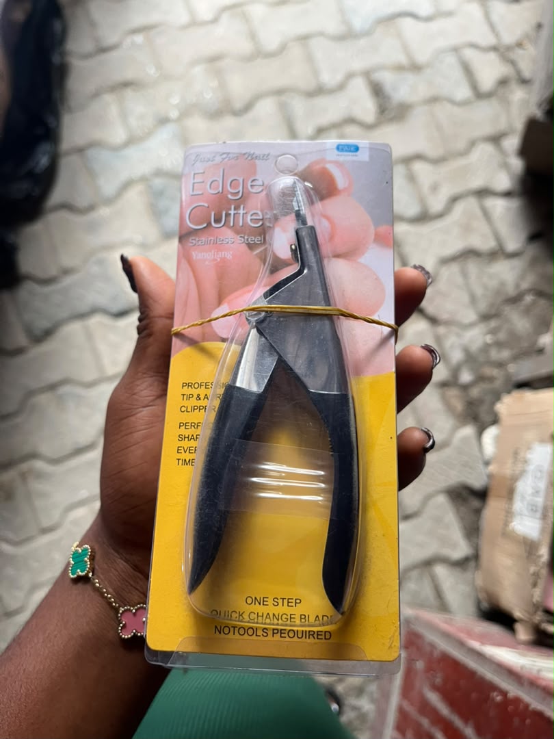 EDGE CUTTER