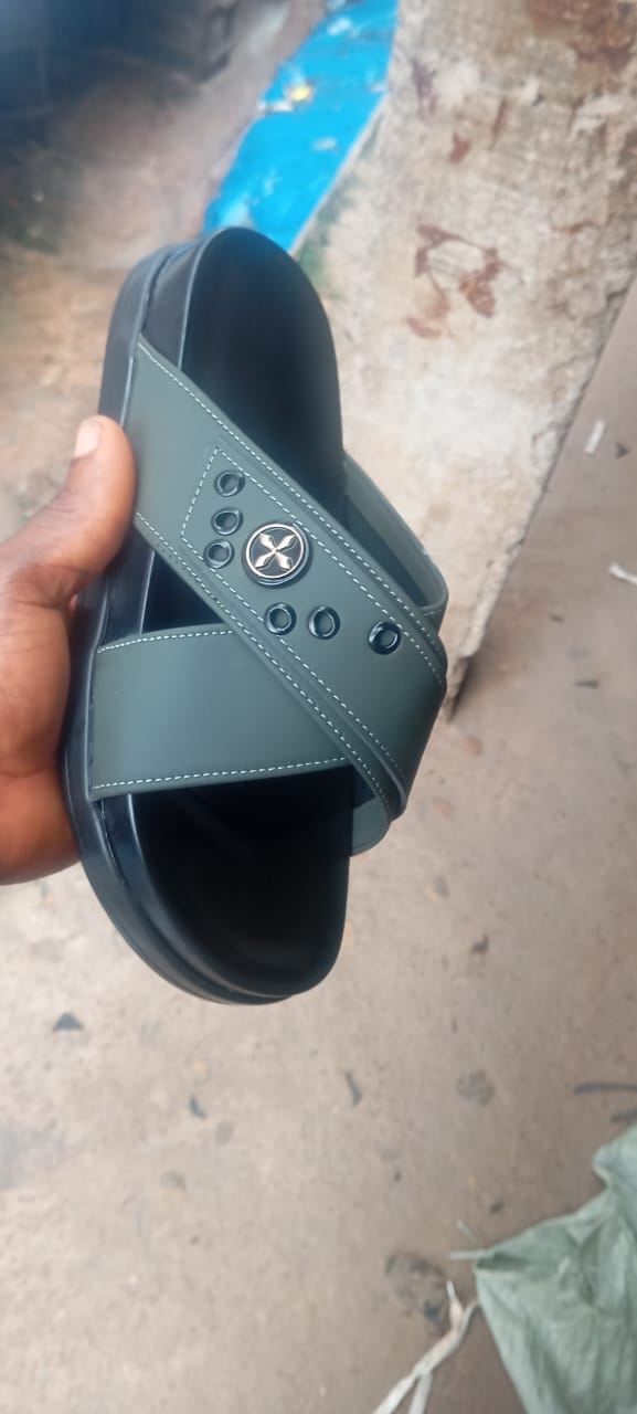 Premium quality fashion footwear