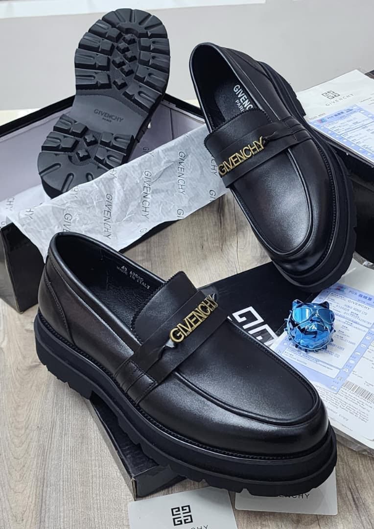 Givenchy 40-46