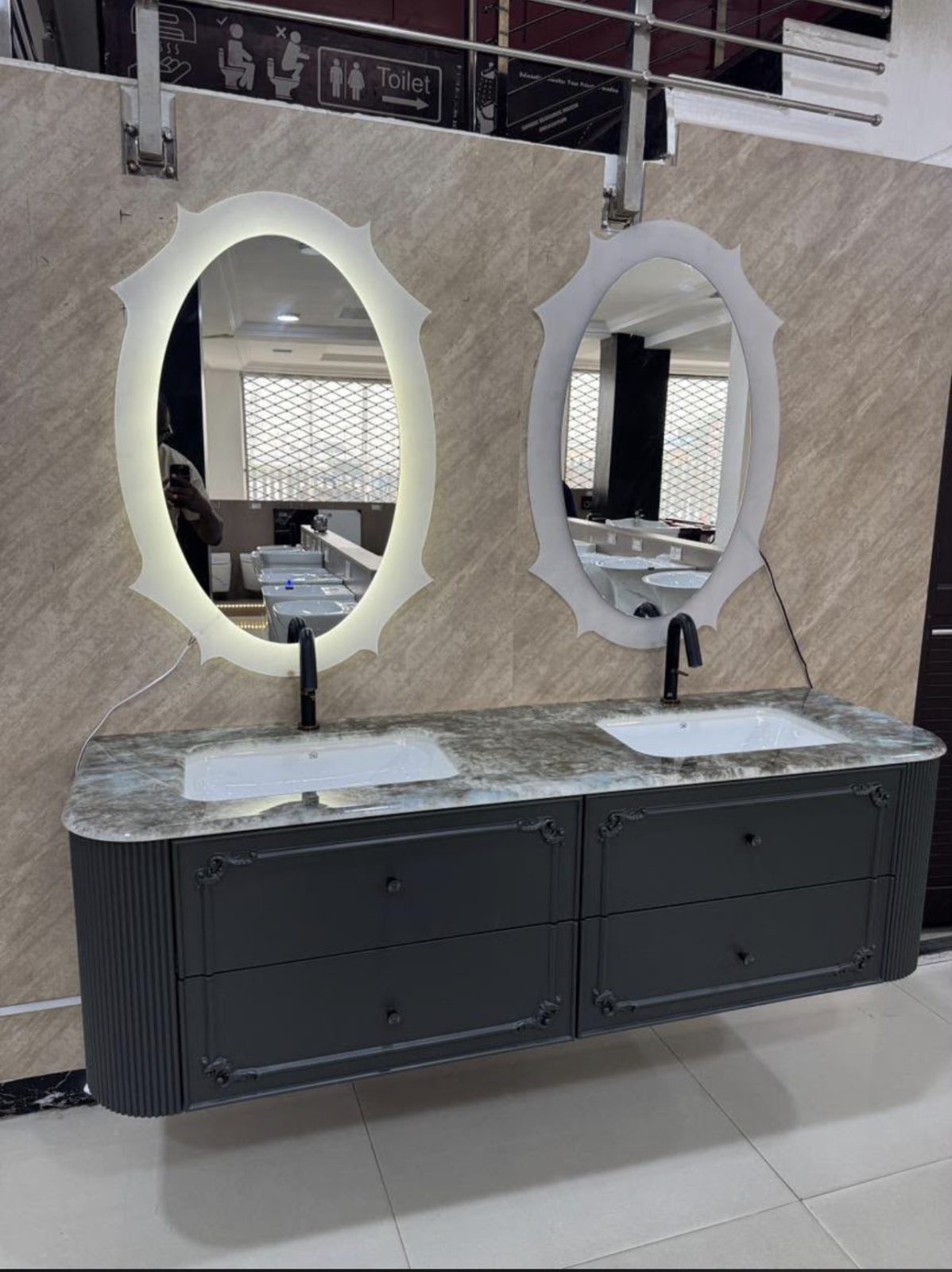 Spain mirror