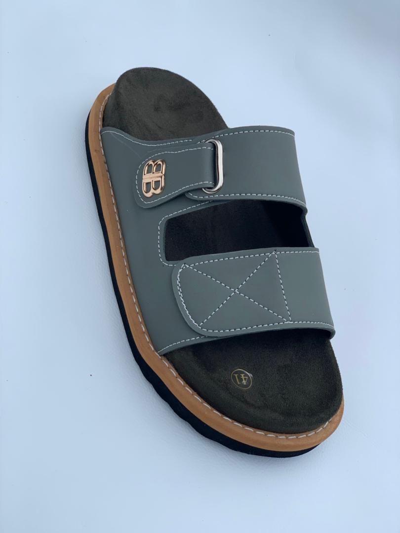 Premium quality fashion footwear