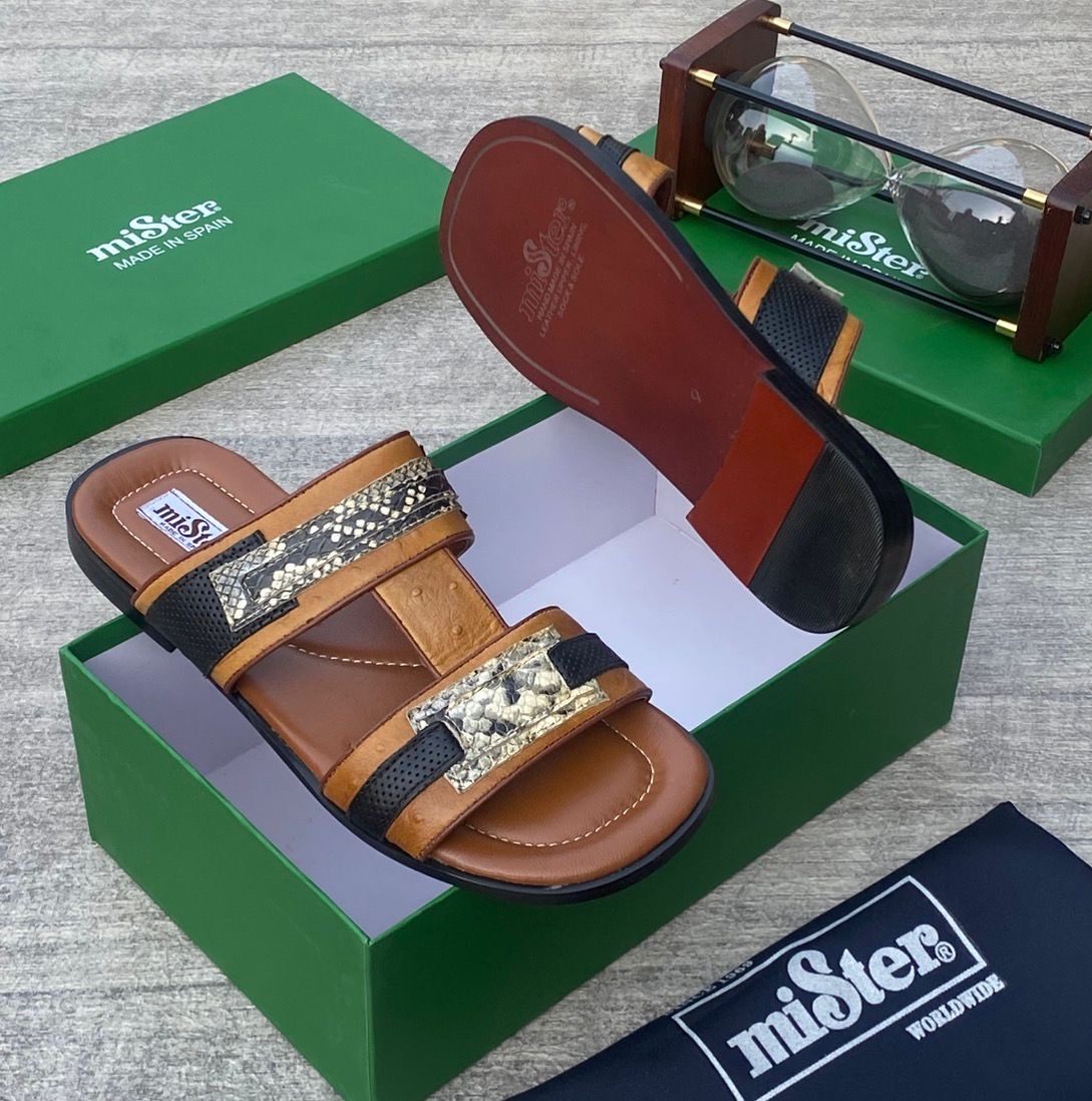 Mister slippers for men 💯✅