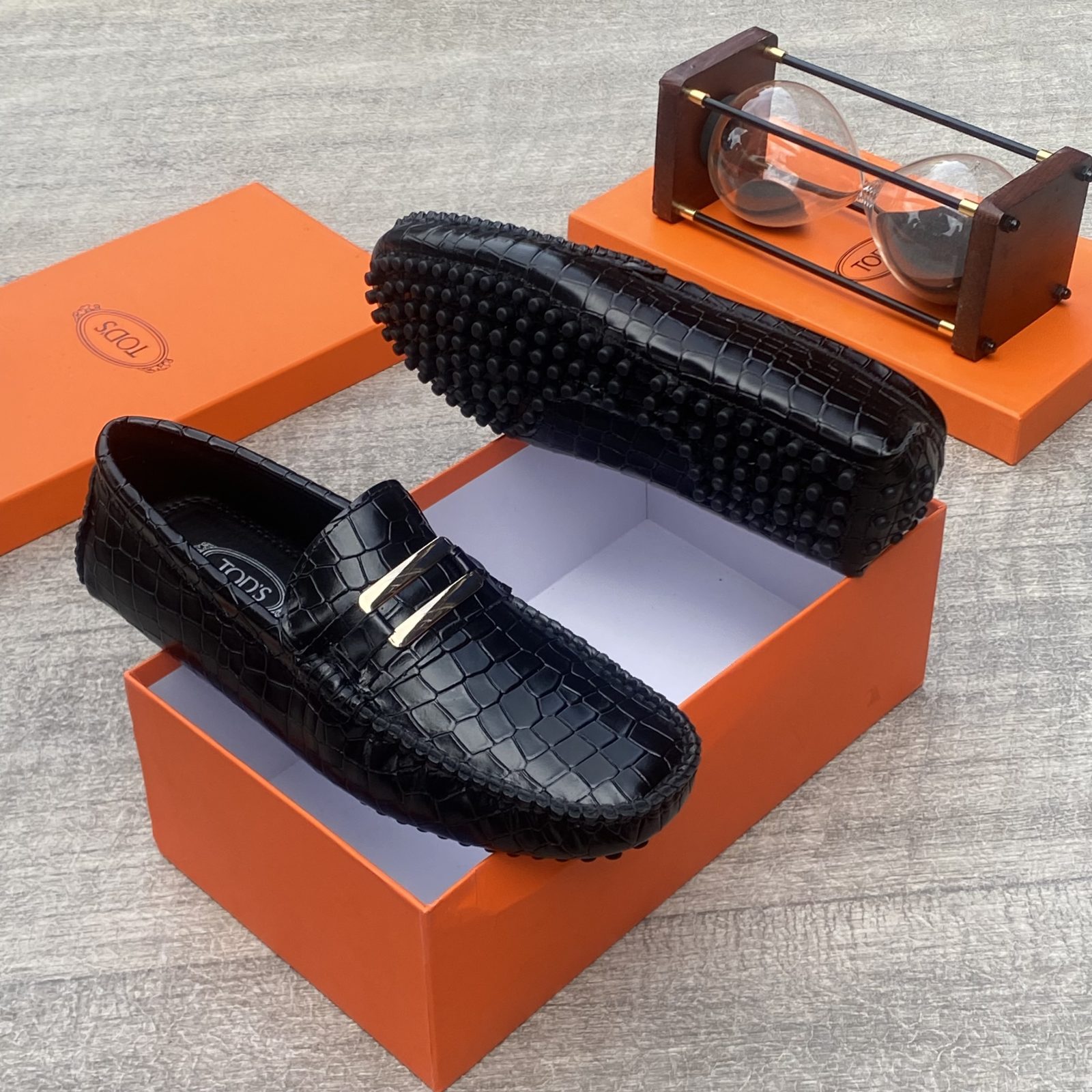 Quality design men shoe 💯✅