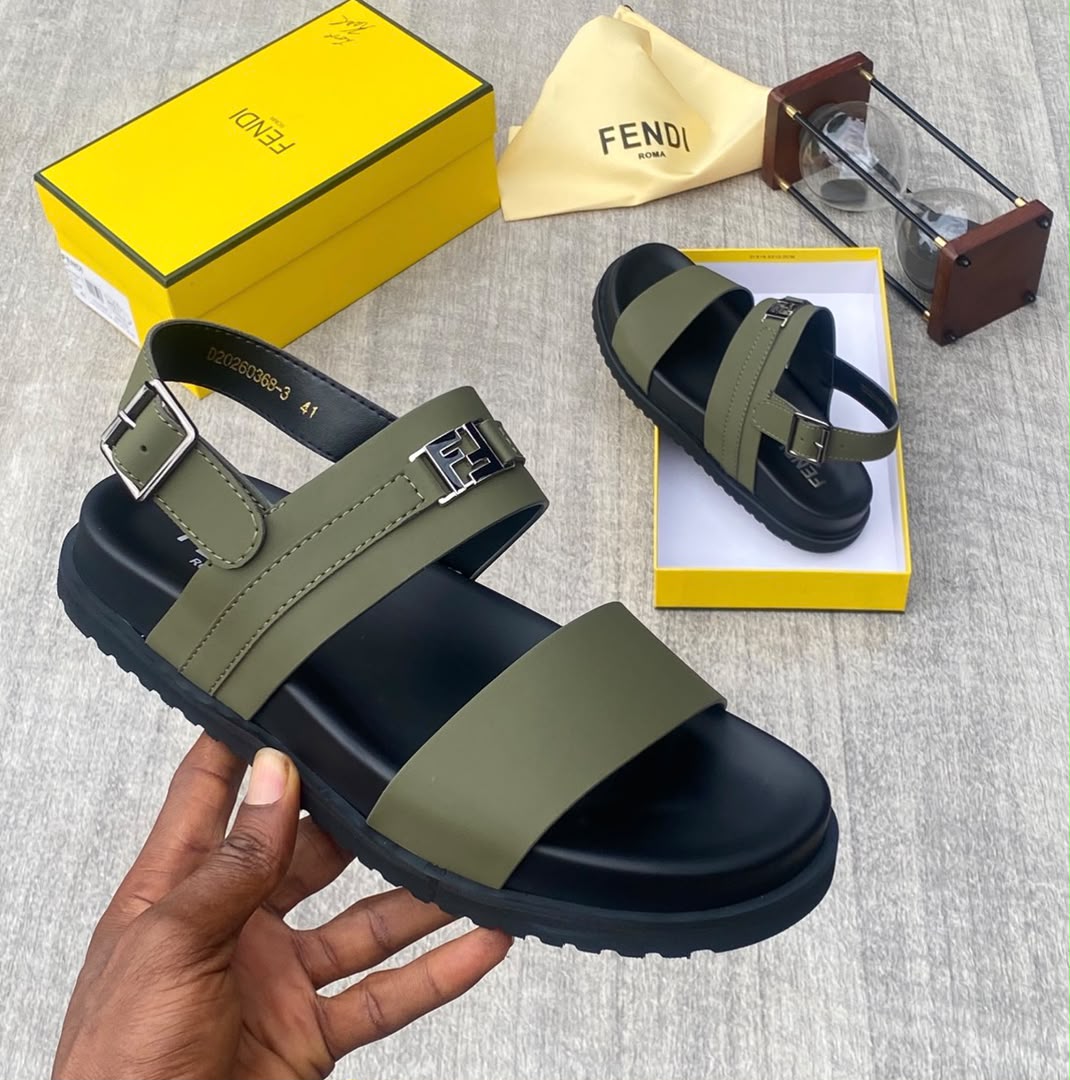 MEN SHOE SANDALS 💯✅
