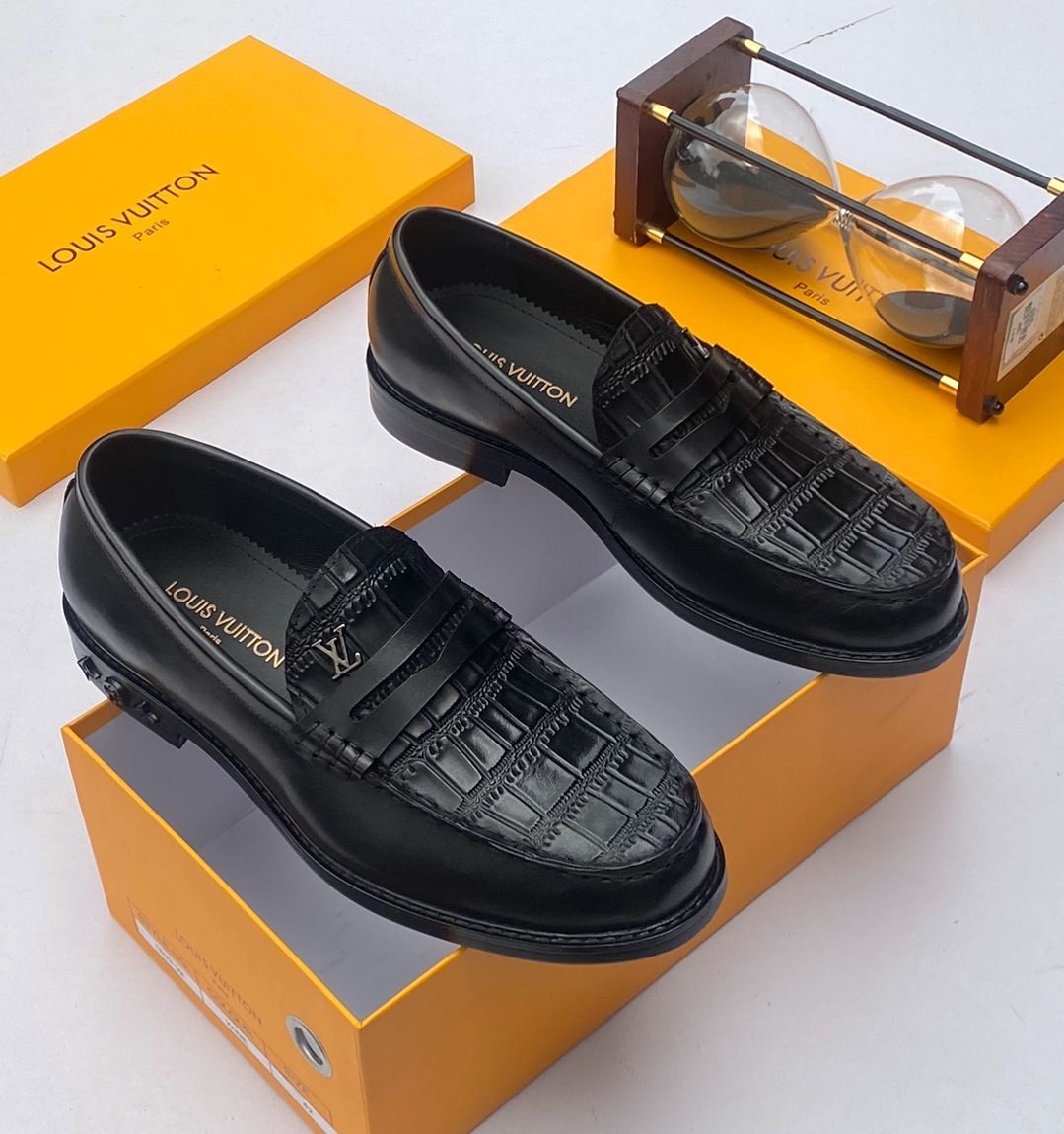 Louis Vuitton luxury shoes