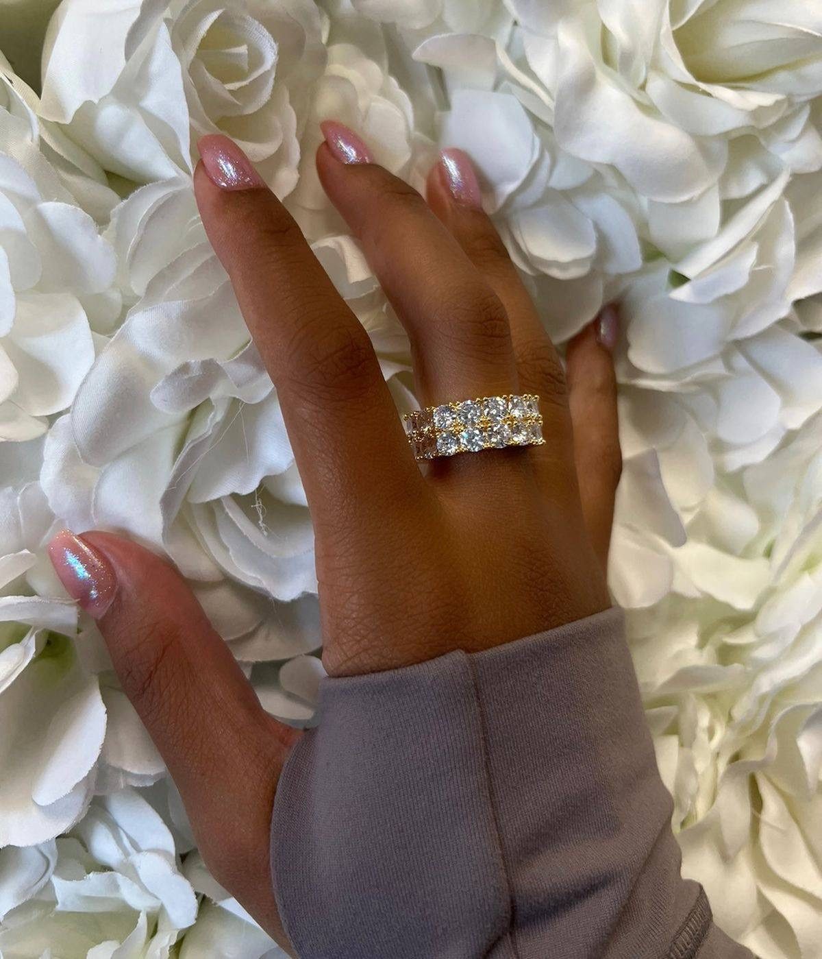 Fashion ring