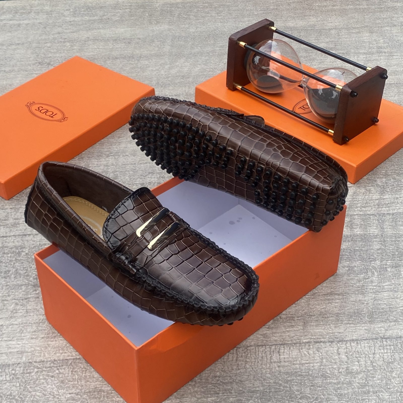 Quality design men shoe 💯✅