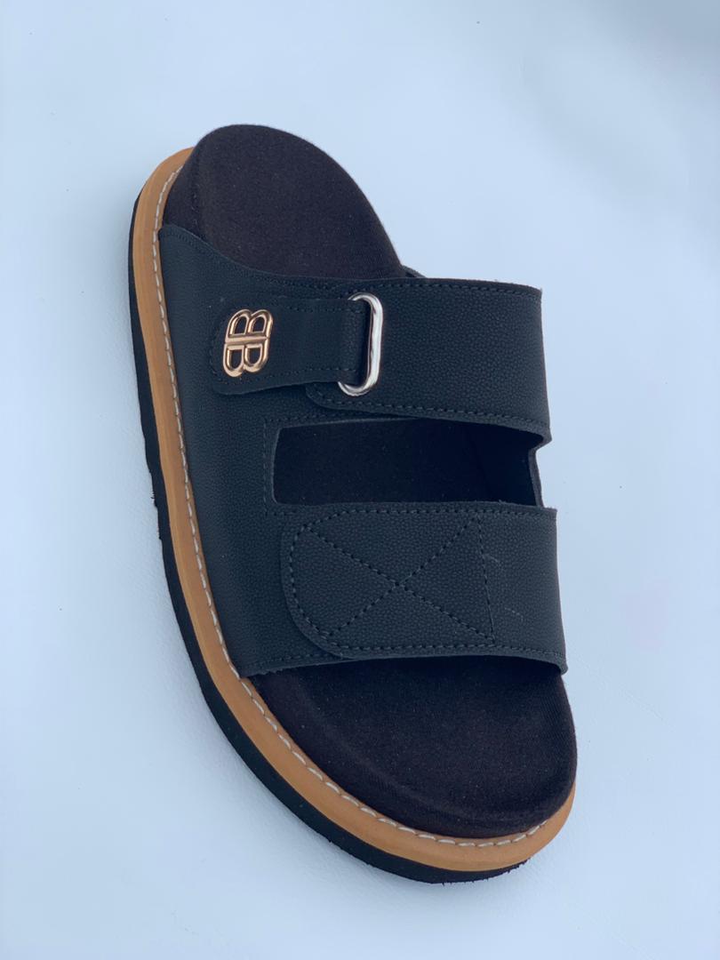 Premium quality fashion footwear