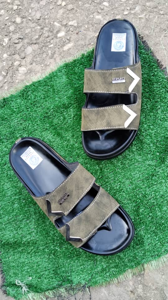Premium quality fashion footwear
