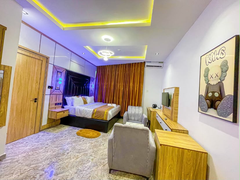 JULICIS LUXURY ROOM