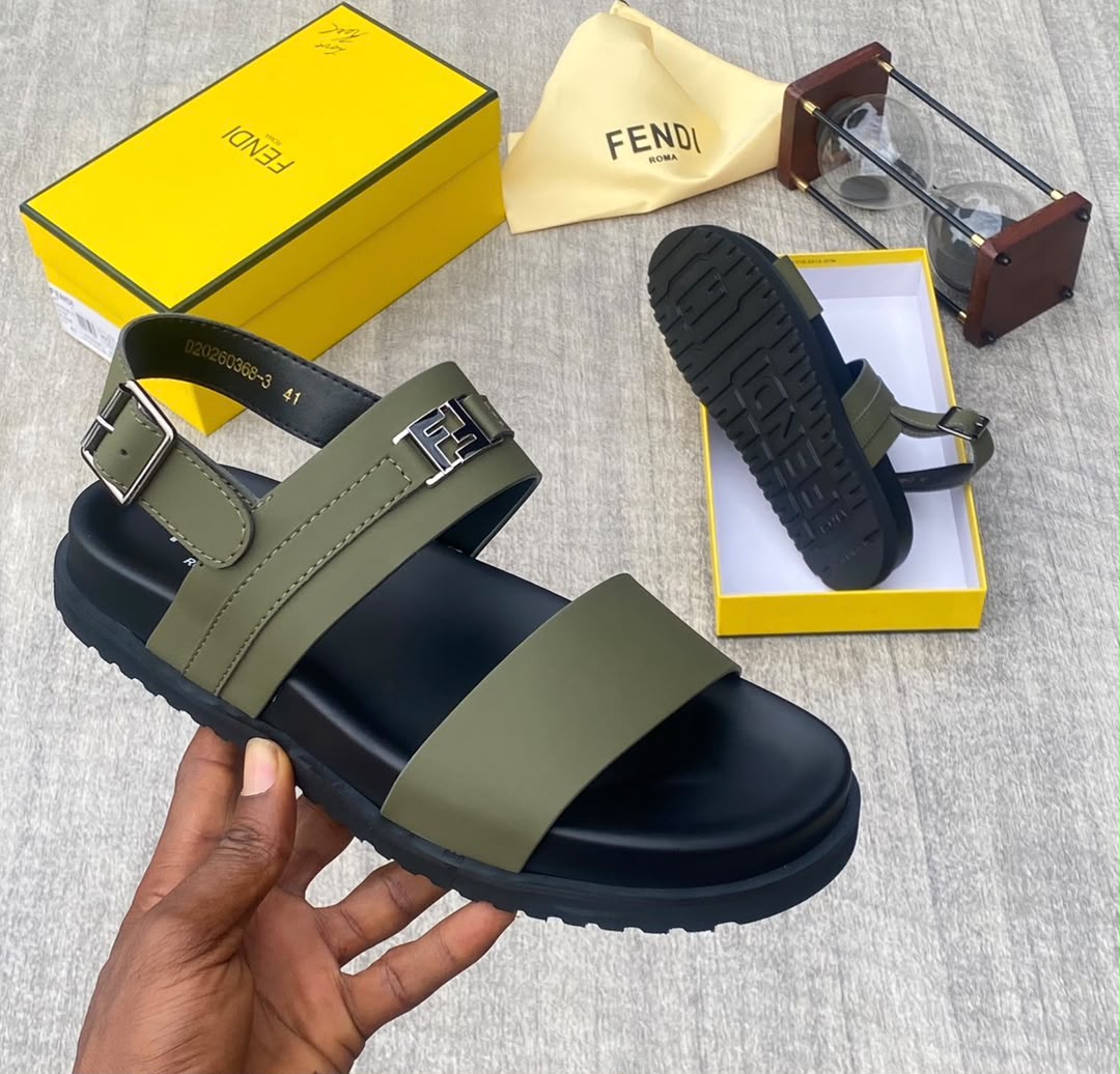 MEN SHOE SANDALS 💯✅