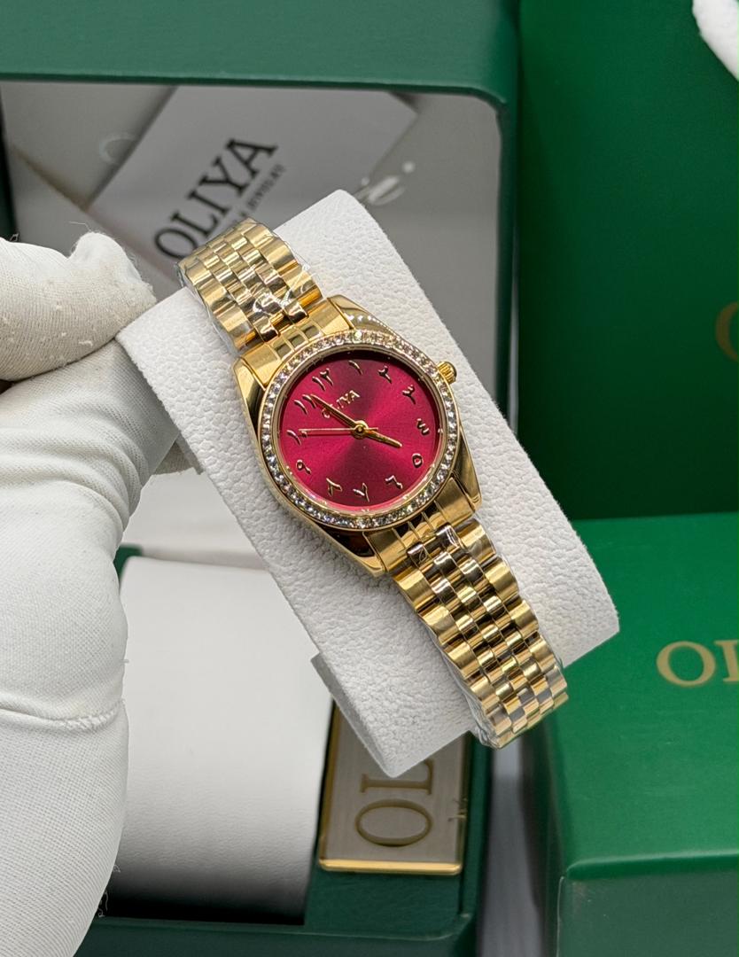 LUXURY OLIYA FEMININE CHAIN😎 Comes with manual,tag,card,box and gift bag 💼