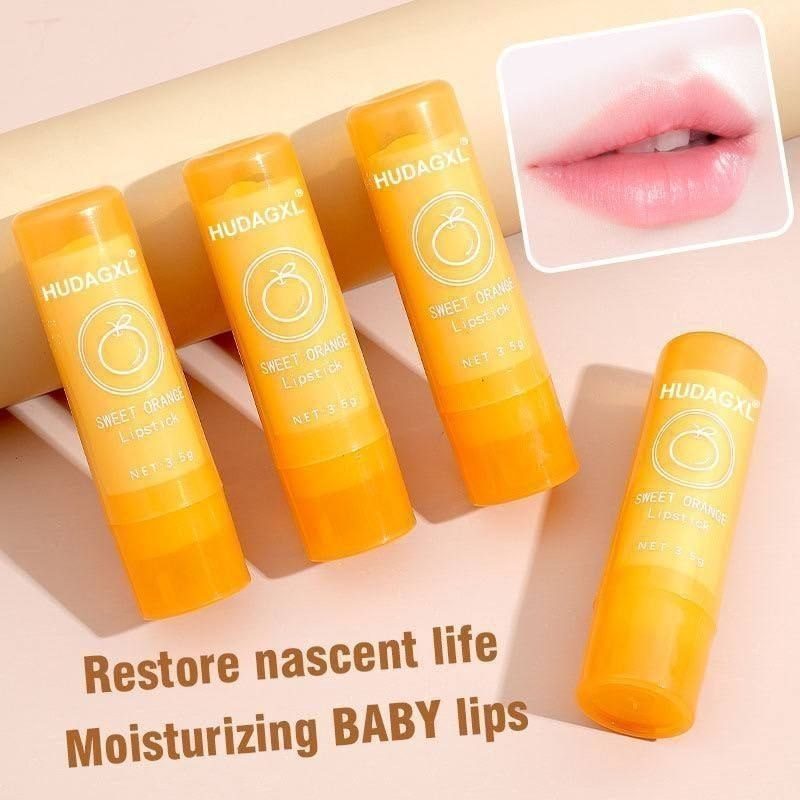 Lip balm nourishing, refreshing, hydrating and moisturizing preventing cracking and repairing lips