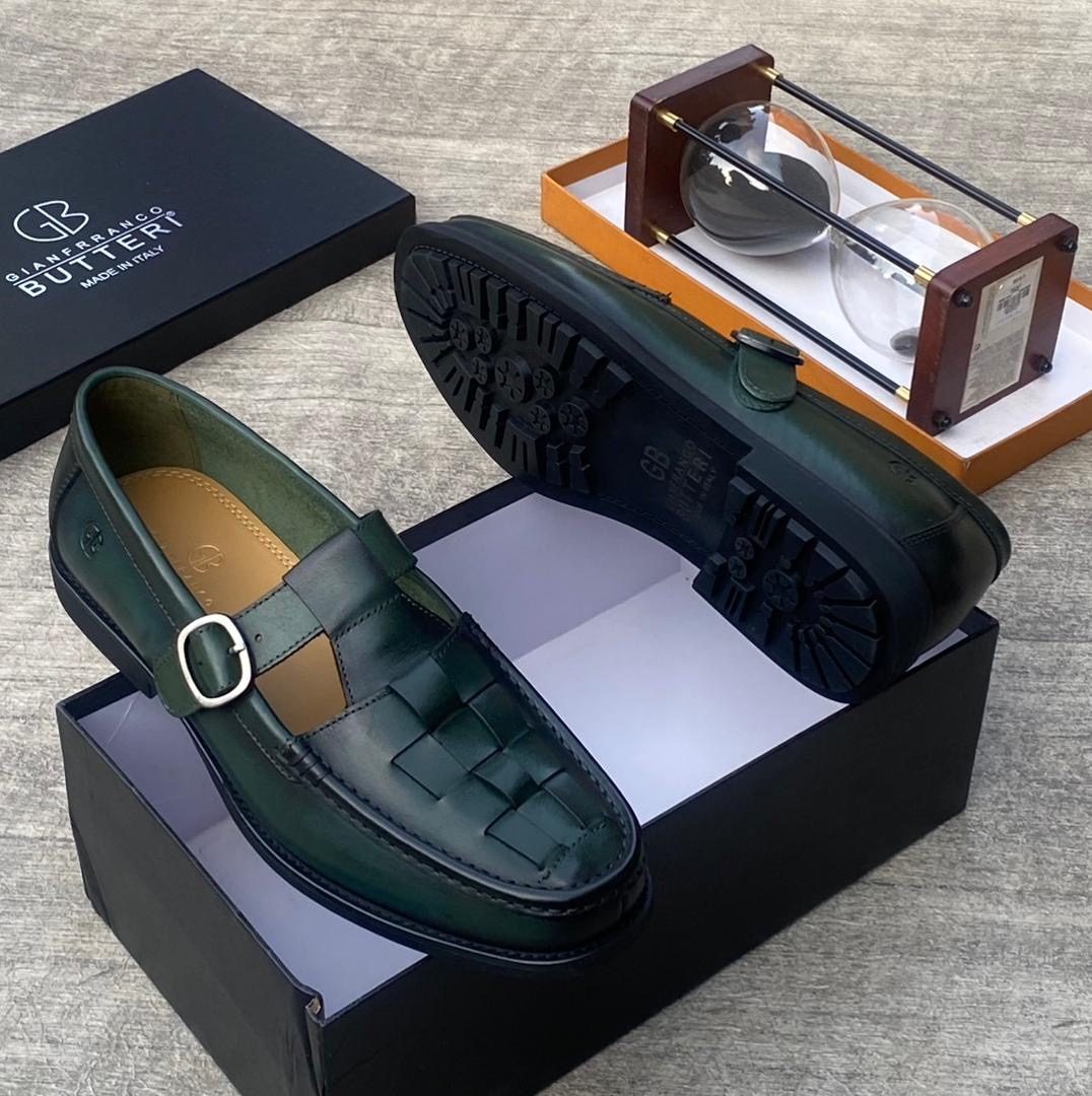 BUTTERI SHOE SANDALS 💯✅