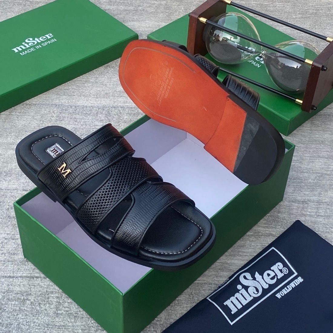MISTER SLIPPERS FOR MEN 💯✅