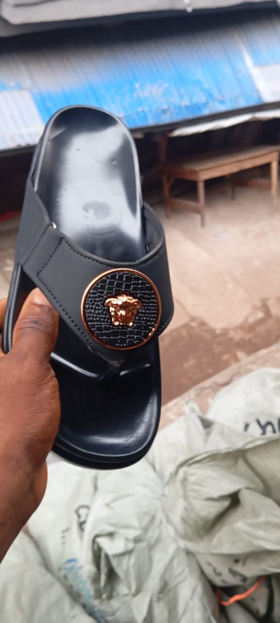 Premium quality fashion footwear