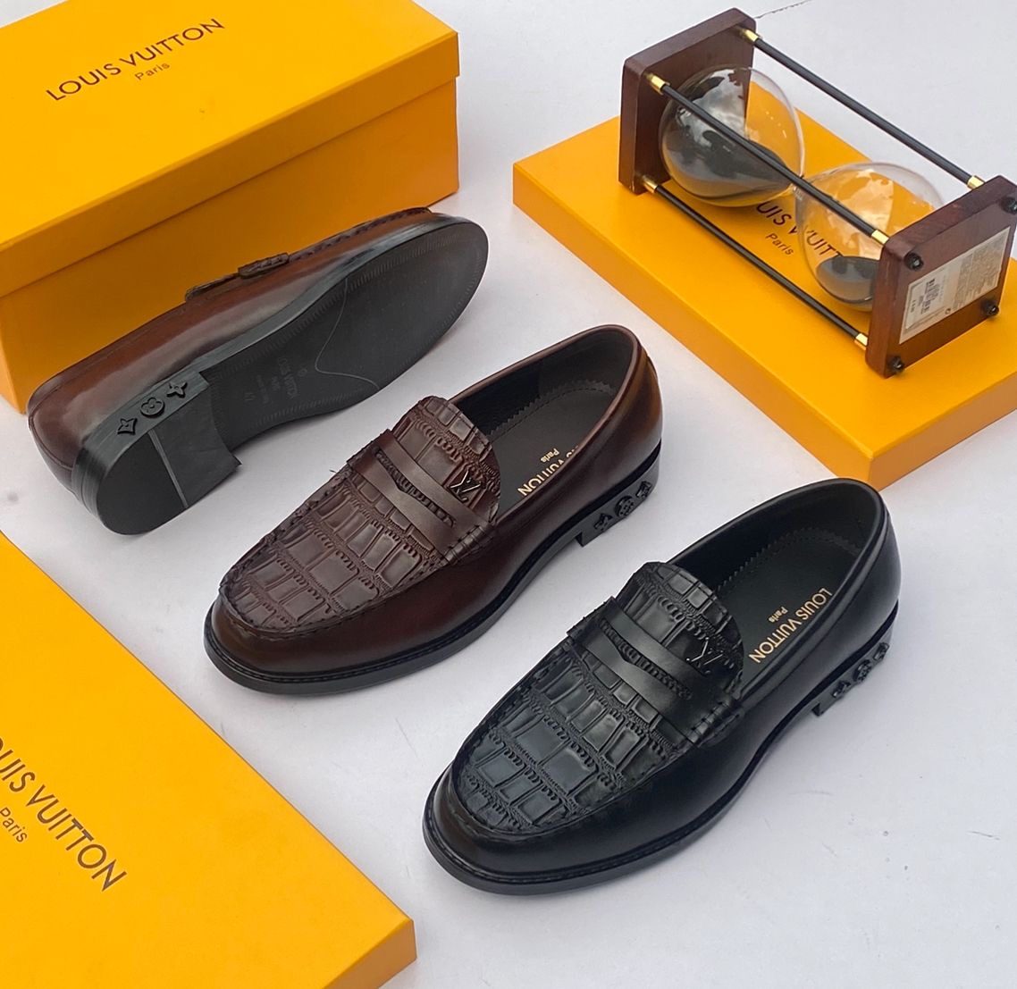 Louis Vuitton luxury shoes