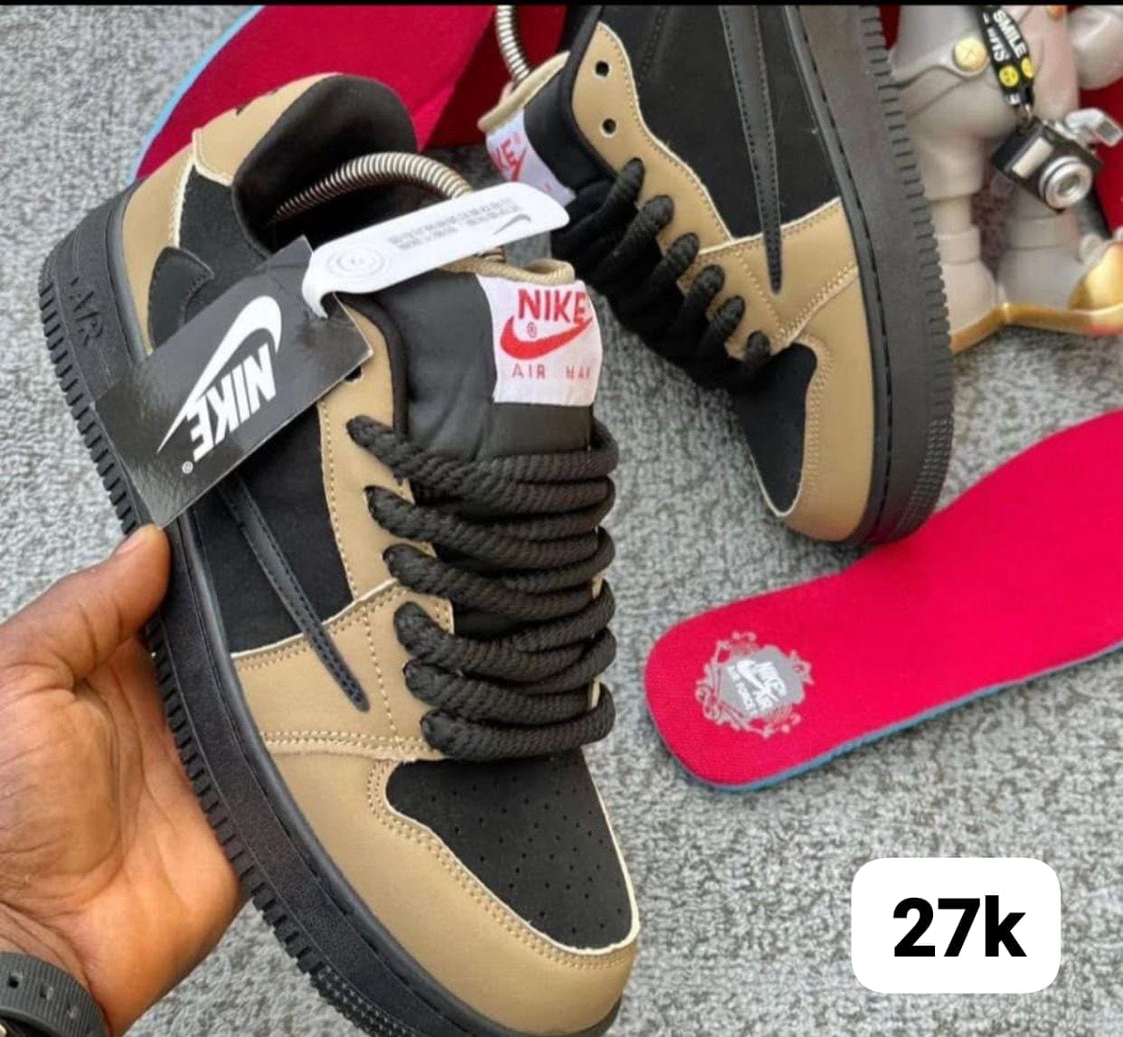 Nike Sneaker