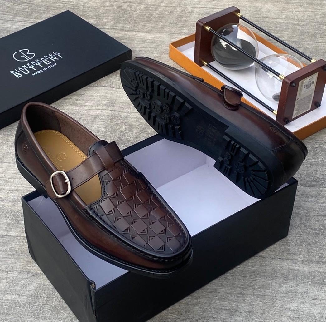 BUTTERI SHOE SANDALS 💯✅