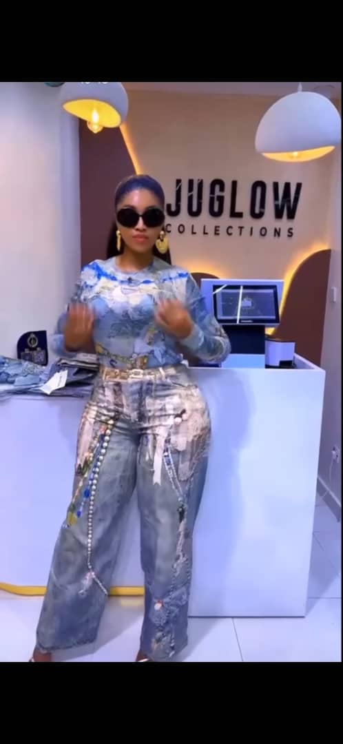 Luxury Up and down jean