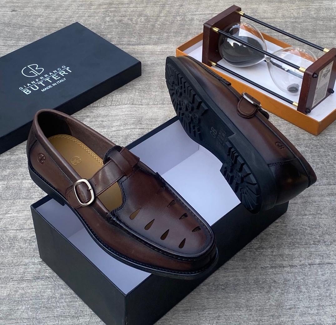 BUTTERI SHOE SANDALS 💯✅