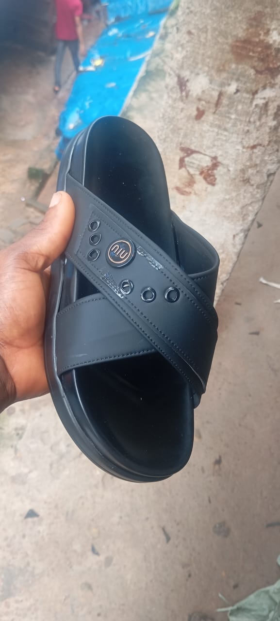 Premium quality fashion footwear