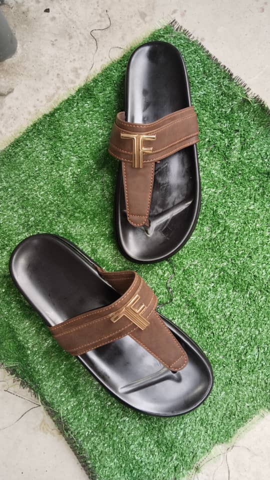Premium quality fashion footwear