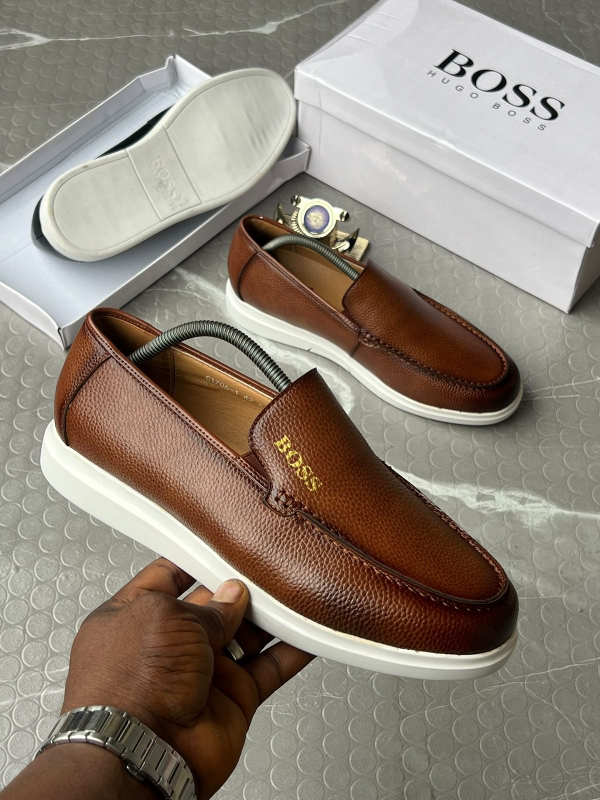 White sole cooperate shoe