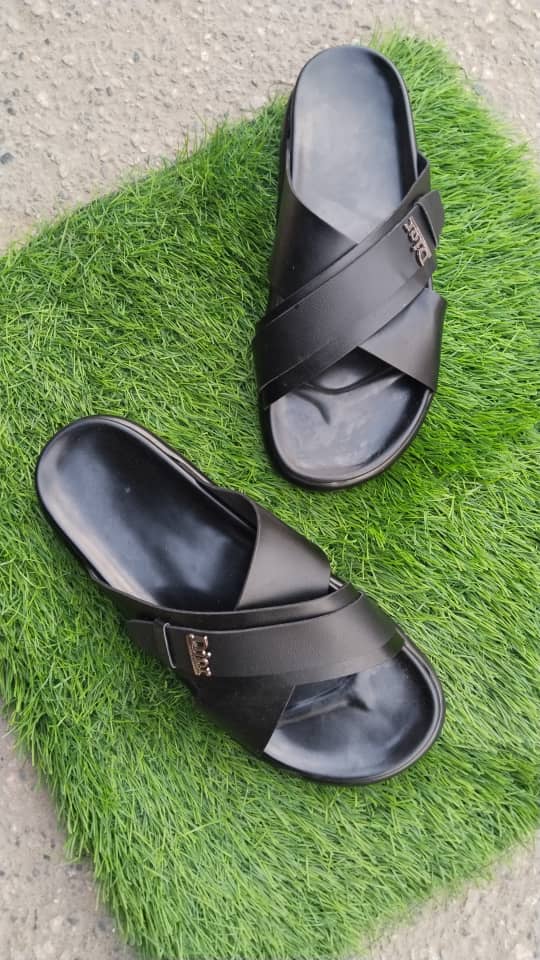 Premium quality fashion footwear