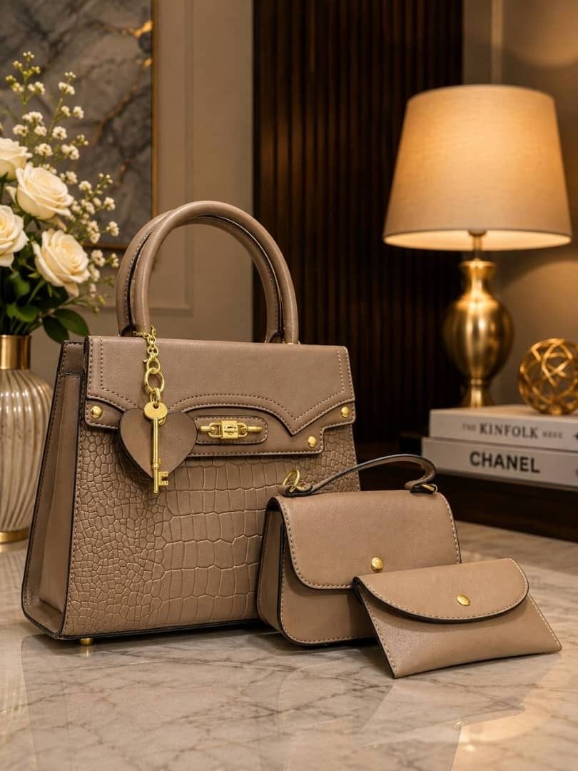 Leather bag — Nude